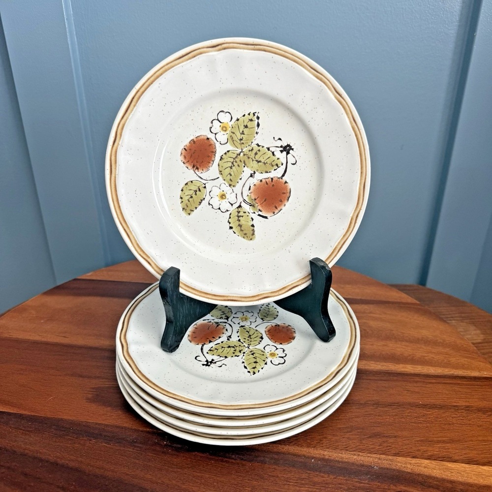 Americana Hearthside Berries & Cream Salad Plates Set 5 Japan 7.5" Vintage